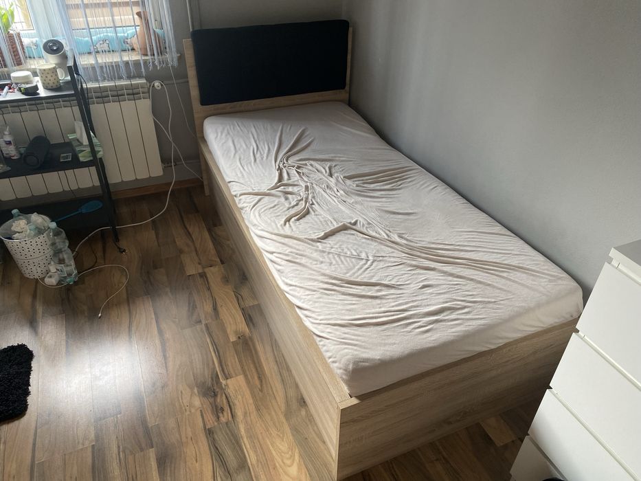 łóżko jednoosobowe