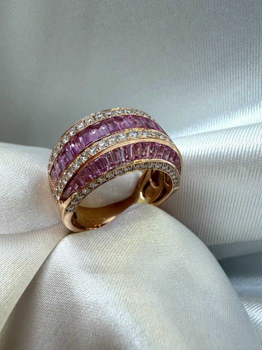 Obrączka Infinity z szafirami 3.18 CT i diamentami naturalnymi 0.93 CT