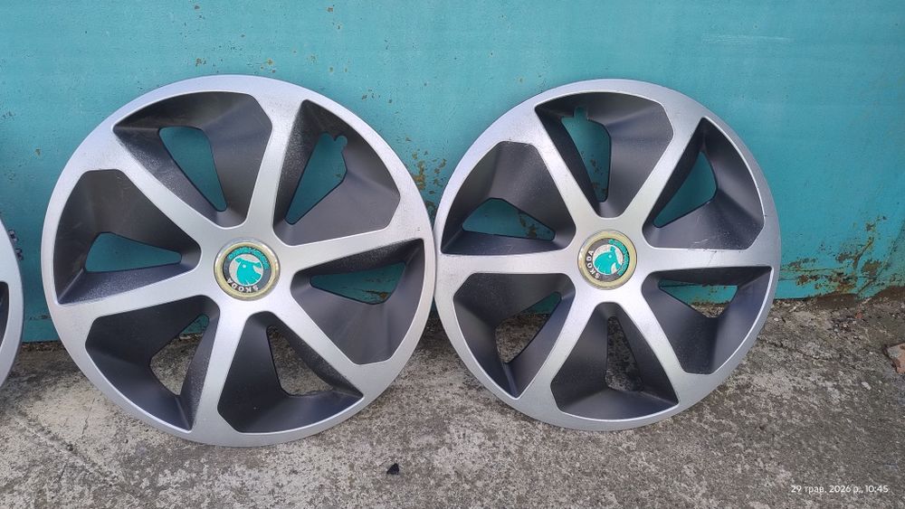 Ковпаки наі Skoda R15