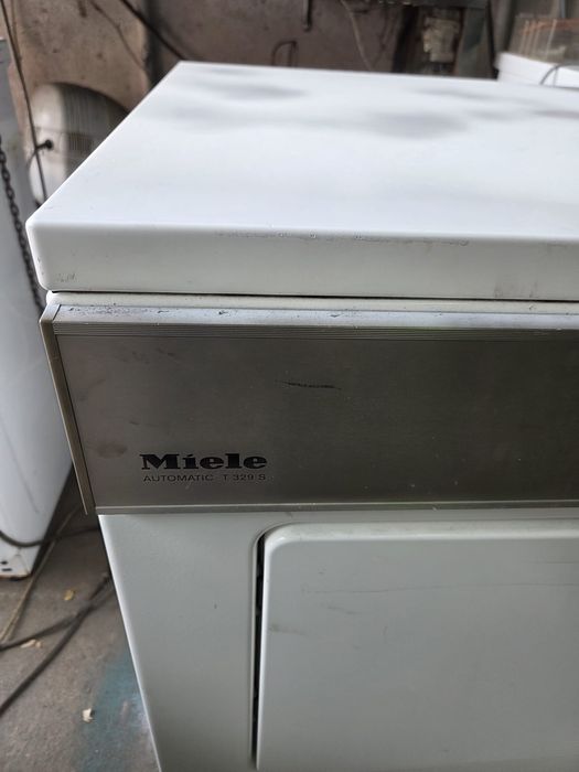 Secador de roupa miele profissional .