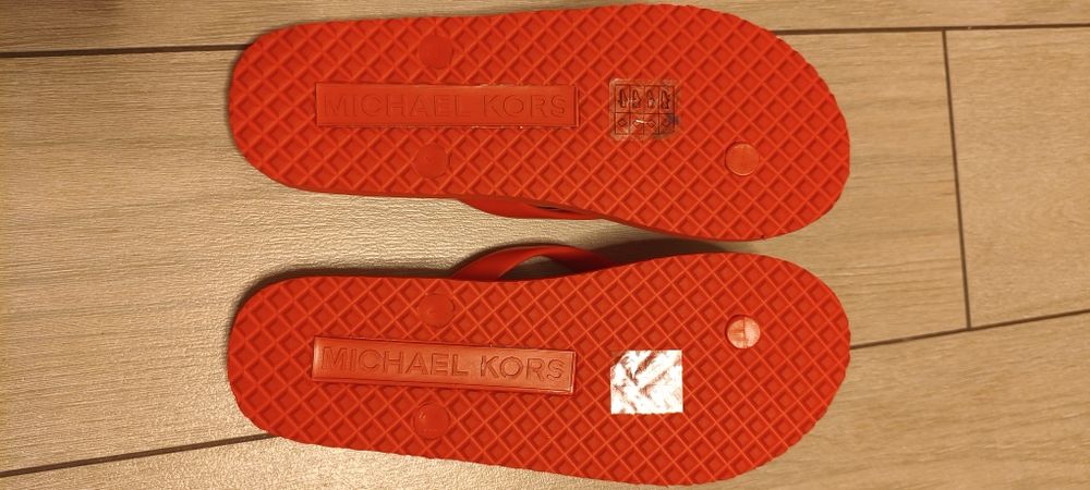 Japonki Michael Kors.