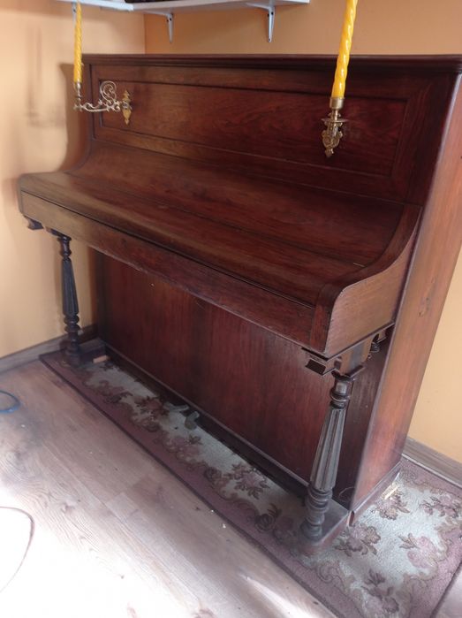Pianino Erard do renowacji