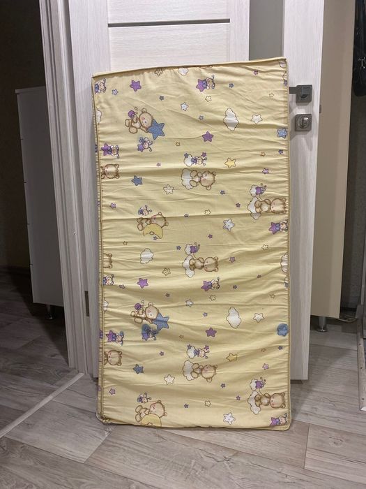 Матрац дитячий гарний