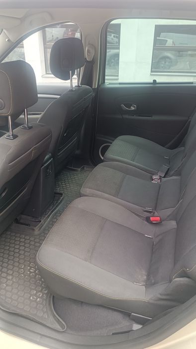 Легкові автомобілі