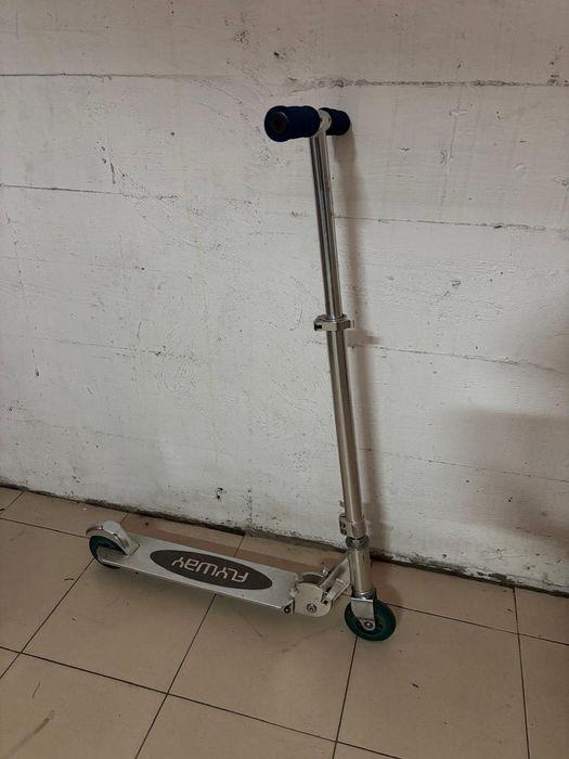 Trotinete de adolescente