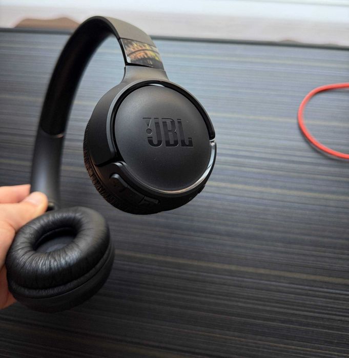 JBL Tune 520BT bezprzewodowe słuchawki Bluetooth czarne