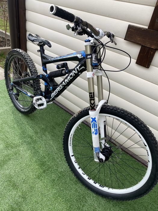 Даунхильний велосипед BERGAMONT