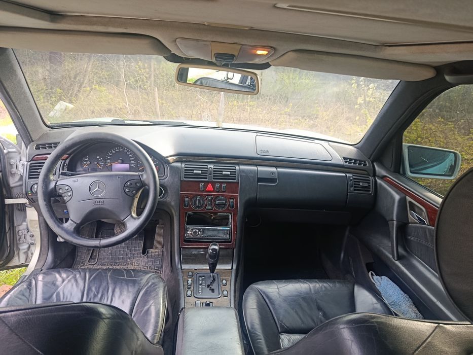 Mercedes W210 e290 td