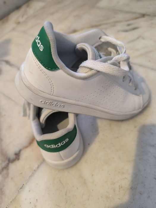 Tênis adidas tamanho 30