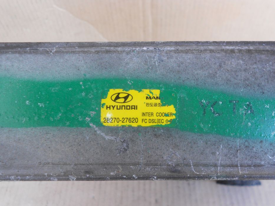 Hyundai Matrix 2001- радиатор интеркулера 28270-27620 интеркулер
