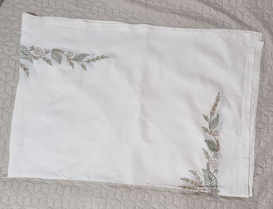 Скатертина лляна льон