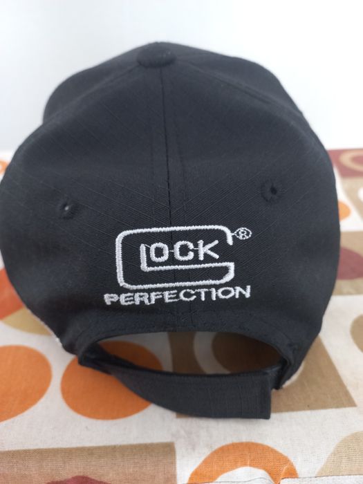 Бейсболка Lock PERFECTION