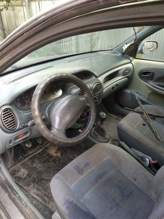 Продам машину рено меган renault megan бензин 1998 рік