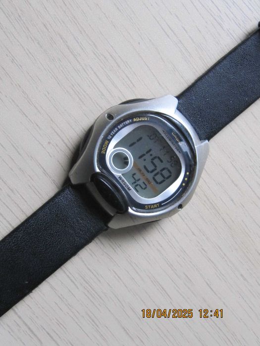 Casio LW-200 oryginalny zegarek damski lub dziecięcy