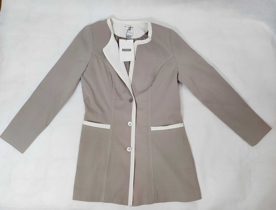 Długi żakiet damski z lamówkami capuccino  ANNE WEYBURN 44 2XL ŻA0058