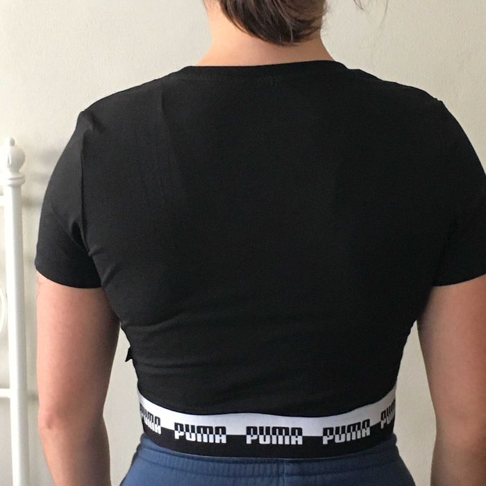 Puma Crop Top preta, manga curta, desporto