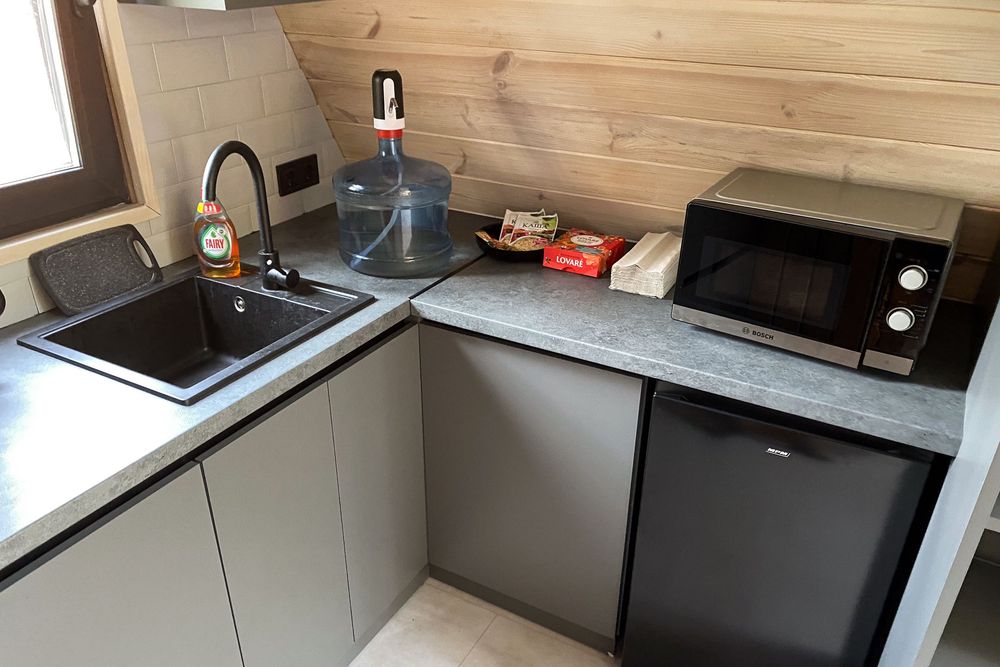 Оренда будинку з чаном, альтанкою, мангалом, кострищем, біля річки