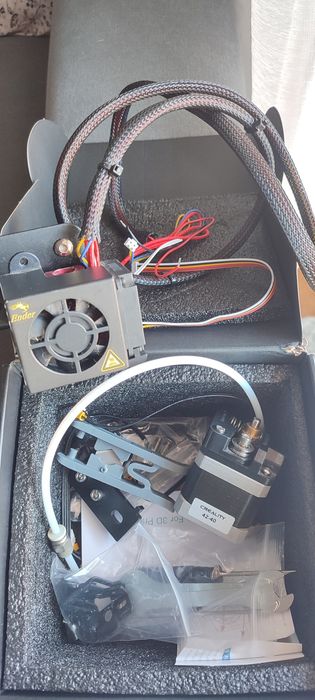 Impressora 3D Ender 3 Pro - Direct Drive, BLTouch, DoubleZ