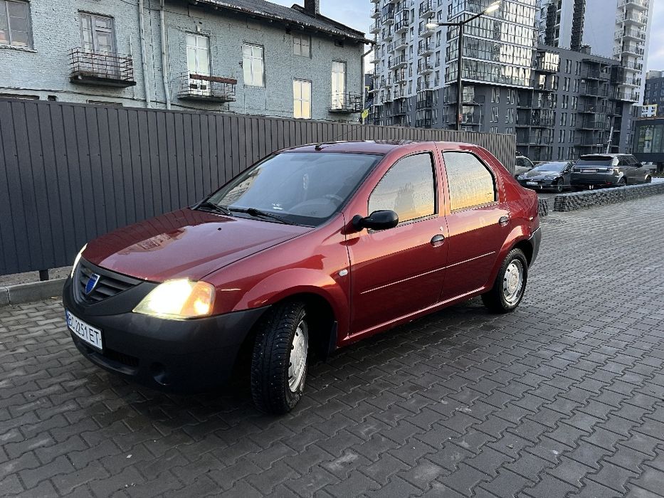 Dacia Logan 2007 року