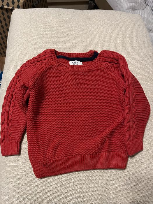 Sweterek niemowlęcy