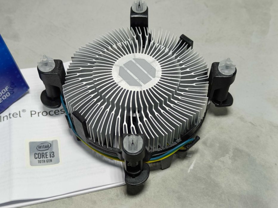 Як НОВИЙ! Процесор Intel Core i3-10100F - LGA1200 В ІДЕАЛЬНОМУ СТАНІ