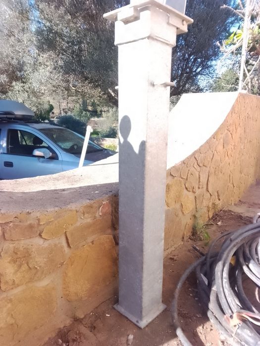 Posto retrátil inox - Stainless steel retractable ground bollard