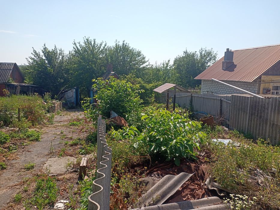 Продам земельну ділянку в селищі Березівка