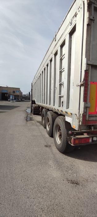 Напів причіп  Montracon