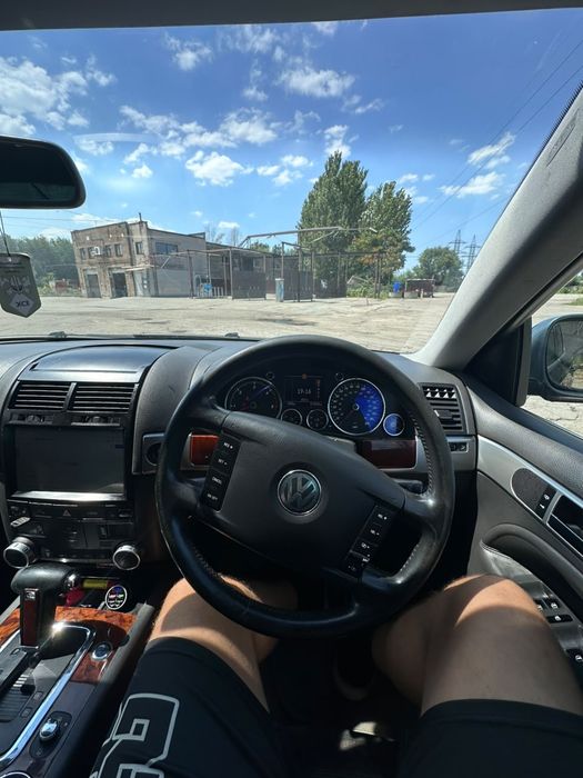Volkswagen Touareg 2005 VIN WVGZZZ7LZ5D035399 фото оголошення 8 з 9