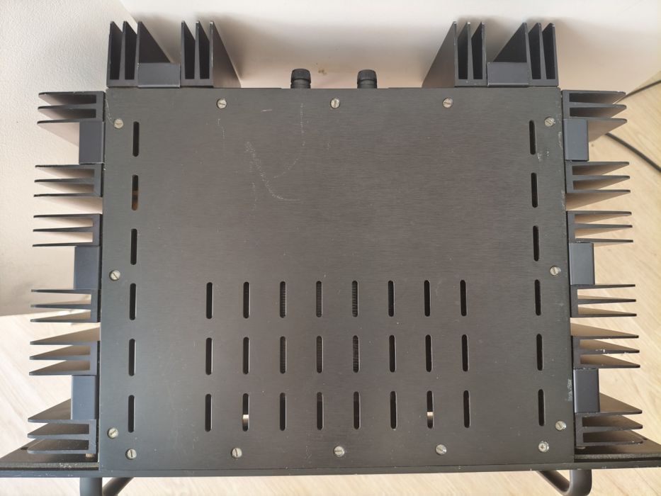 Amplificador Bryston 4 B