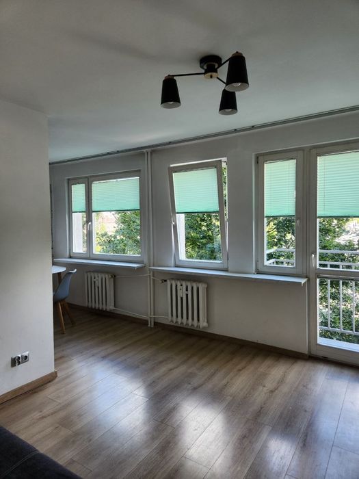 Wynajmę kawalerkę 29,5 m² – centrum Kielc, ul. Karczówkowska