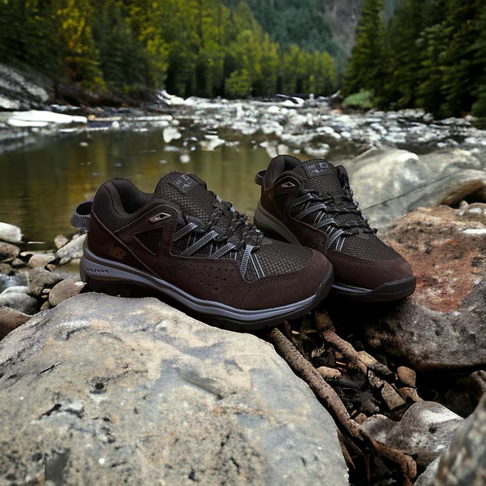 Продам кроссовки