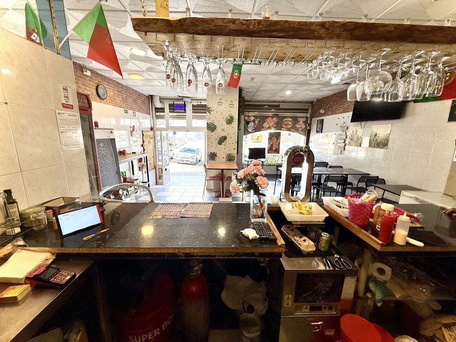 Restaurante para Venda em Portugal – Totalmente Equipado