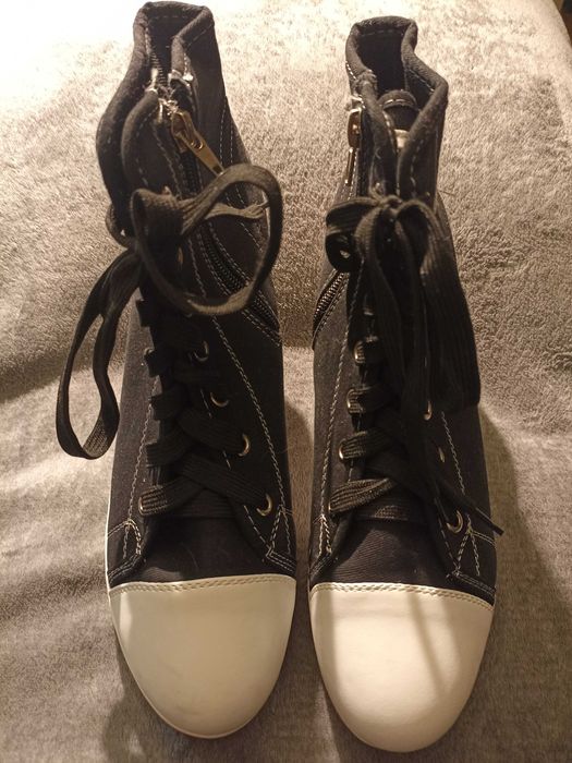 Buty, trampki na koturnach, jak Converse 40
