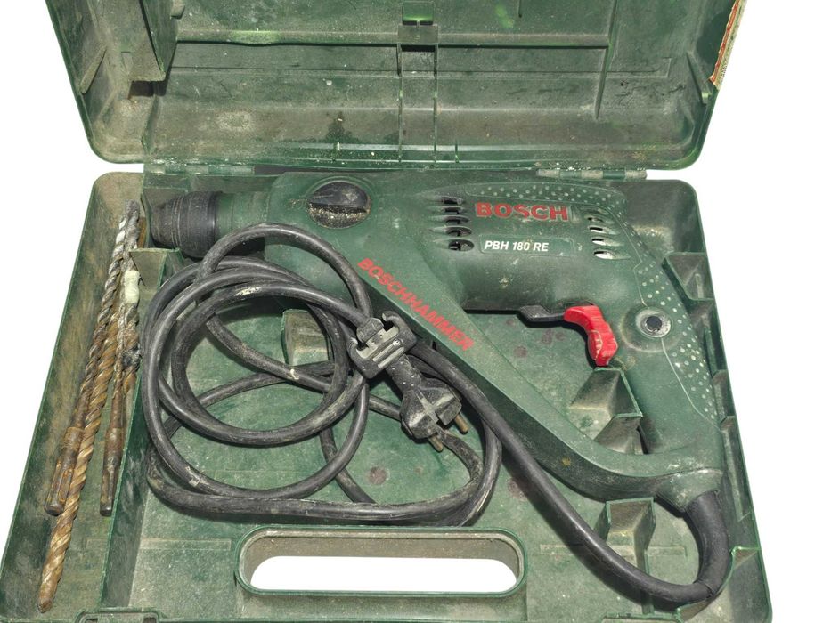 Młot udarowy sieciowy Bosch PBH 180 RE