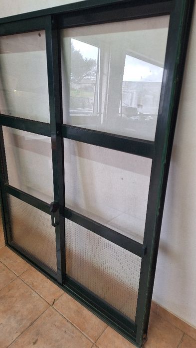 Janelas e porta de aluminio