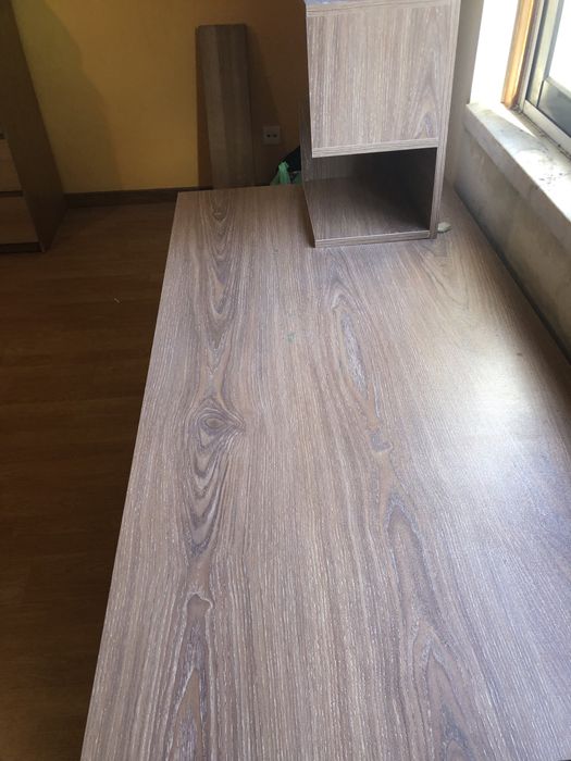 Secretaria em madeira
