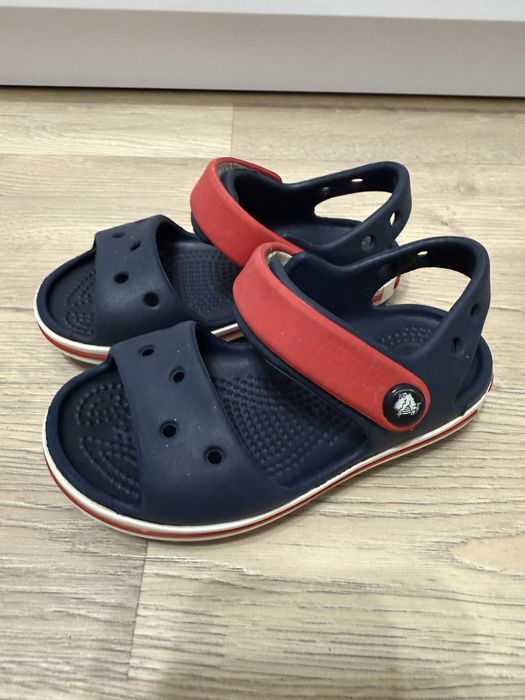 Crocs босоніжки С7 (стопа 14 см) розмір 24