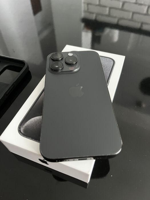 iPhone 15 Pro Czarny