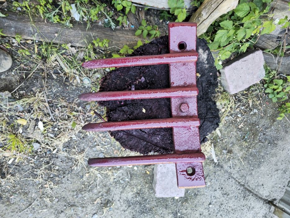 Підкопувач для буряків для кіної копачки