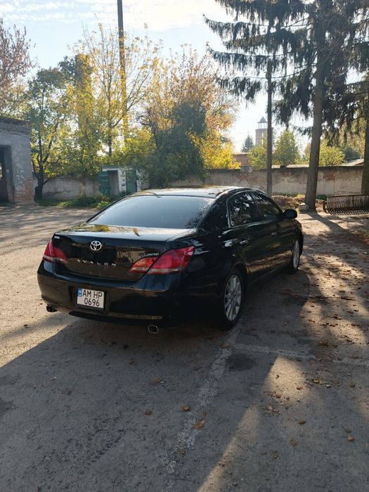 Продам Toyota Avalon 2008  3.5