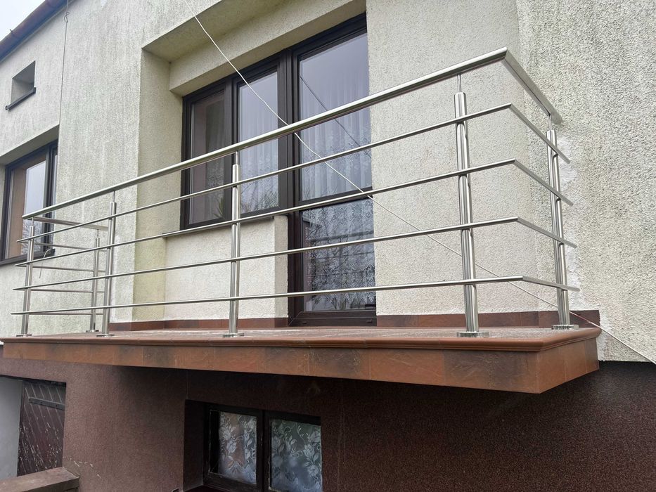 balustrady ze stali nierdzewnej i ze szkła