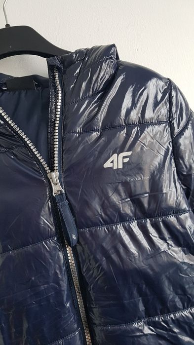 Kurtka lakierowana 4F granat 134 pikowana plaszcz dluga