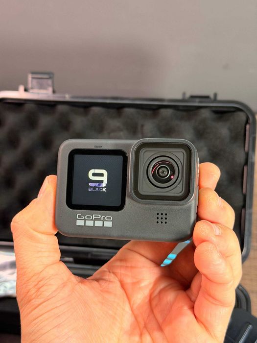 Екшн-камера GoPro Hero 9 Black - 2 батки та кейс