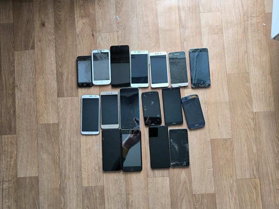 Лот телефонів iPhone, Samsung, Huawei, Xiaomi. Ціна за все!