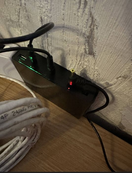 Безперебійник джерело живлення для роутера, Mini UPS 1680 mAh, 36W, (DC 5/9/12 V)
