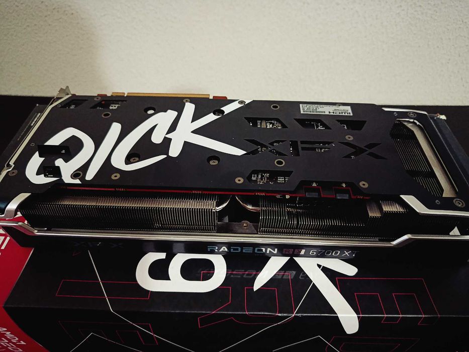 Placa Gráfica RX 6700 XT 12GB