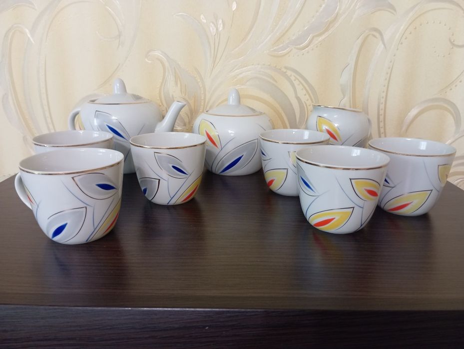 Вінтажний чайний сервіз