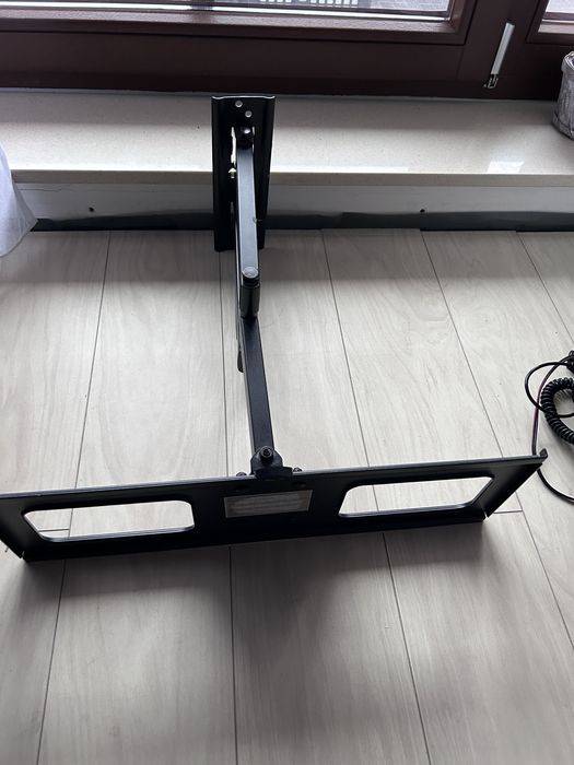Uchwyt na ścianę TV ramię do 50 kg