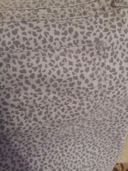 Жіночі джинси-скині